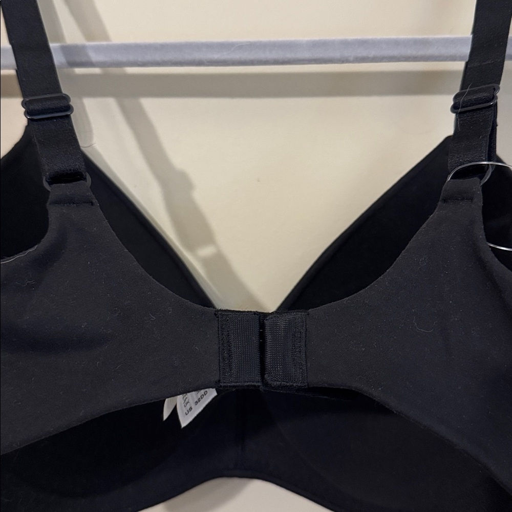 NWT- Wacoal Women's How Perfect Wire Free Bra, Black, 32DD - Picture 10 of 12